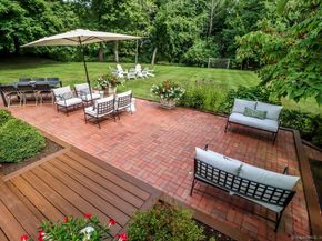 13 Old Castle Drive, Newtown CT 06470