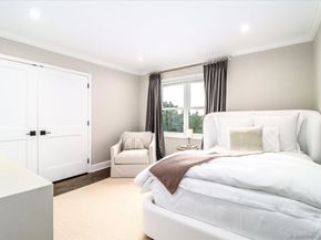 13 Old Castle Drive, Newtown CT 06470