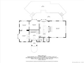13 Old Castle Drive, Newtown CT 06470
