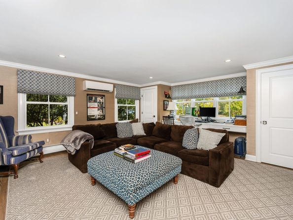 63 Dorchester Road, Darien CT 06820