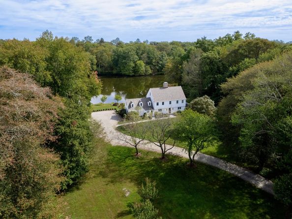 63 Dorchester Road, Darien CT 06820