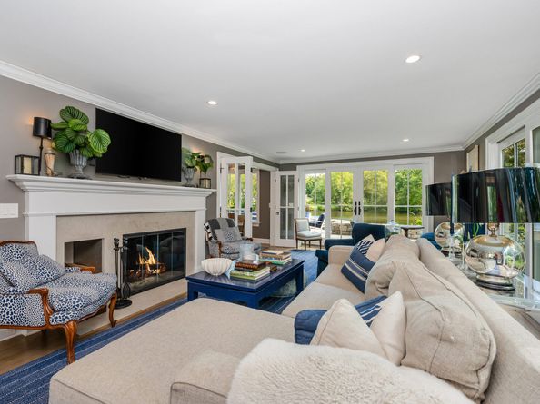 63 Dorchester Road, Darien CT 06820