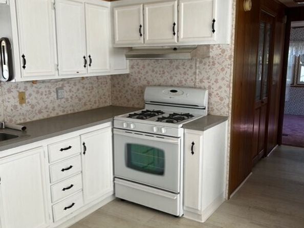 112 Woodland Park, Shelton CT 06484