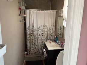 Undisclosed Address #24137416, Bridgeport CT 06607