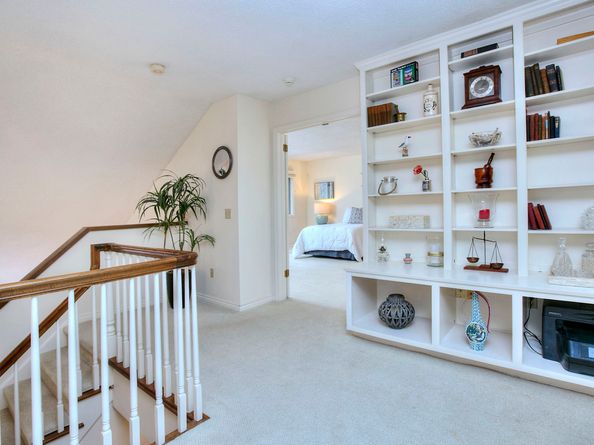 220 Lansdowne 220, Westport CT 06880