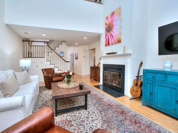 220 Lansdowne 220, Westport CT 06880