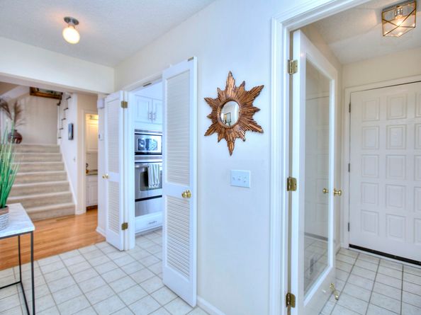 220 Lansdowne 220, Westport CT 06880