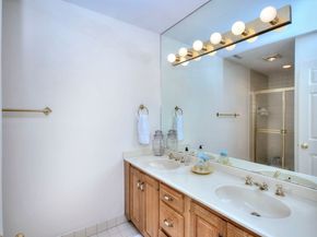 220 Lansdowne 220, Westport CT 06880