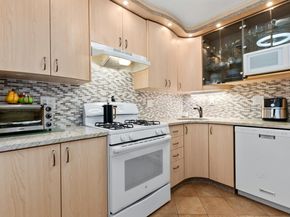 71 Strawberry Hill Avenue 305, Stamford CT 06902