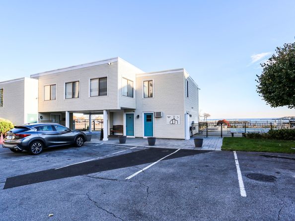 61 Seaview Avenue APT 51, Stamford CT 06902