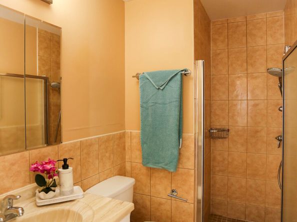 61 Seaview Avenue APT 51, Stamford CT 06902