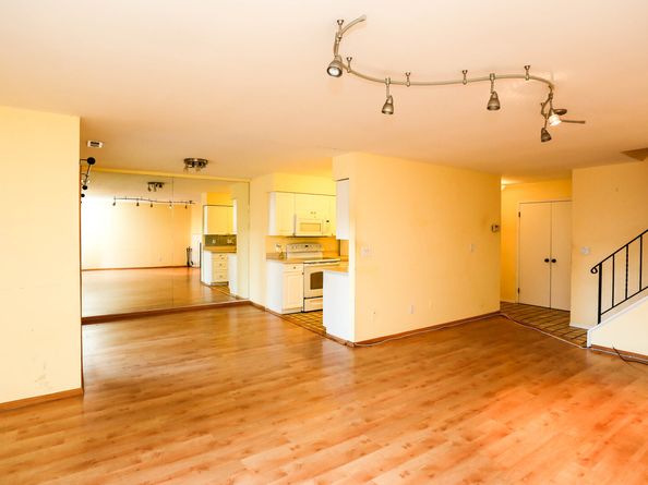 61 Seaview Avenue APT 51, Stamford CT 06902