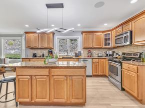 6680 Main Street, Trumbull CT 06611