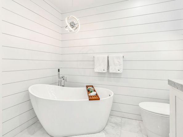 6680 Main Street, Trumbull CT 06611