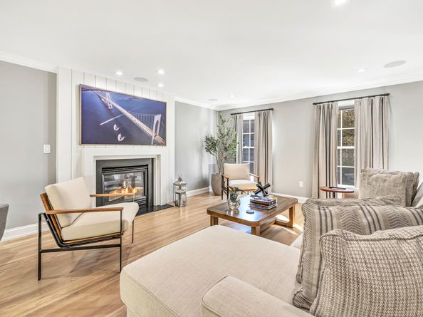 6680 Main Street, Trumbull CT 06611