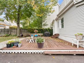 709 Tunxis Hill Road, Fairfield CT 06825