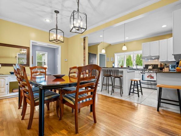 709 Tunxis Hill Road, Fairfield CT 06825