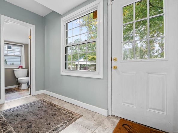 709 Tunxis Hill Road, Fairfield CT 06825