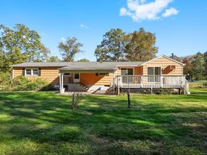34 Merrimac Drive, Trumbull CT 06611