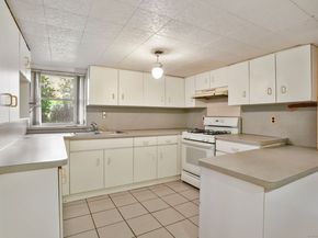 34 Merrimac Drive, Trumbull CT 06611