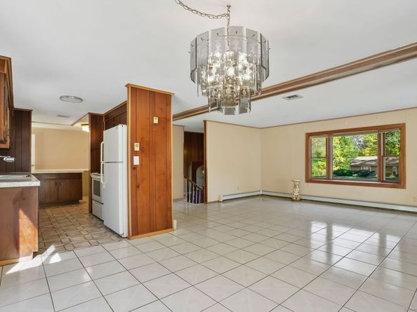 34 Merrimac Drive, Trumbull CT 06611
