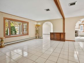 34 Merrimac Drive, Trumbull CT 06611