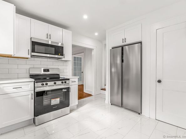 123 Harlem Avenue, Bridgeport CT 06606