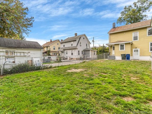 123 Harlem Avenue, Bridgeport CT 06606