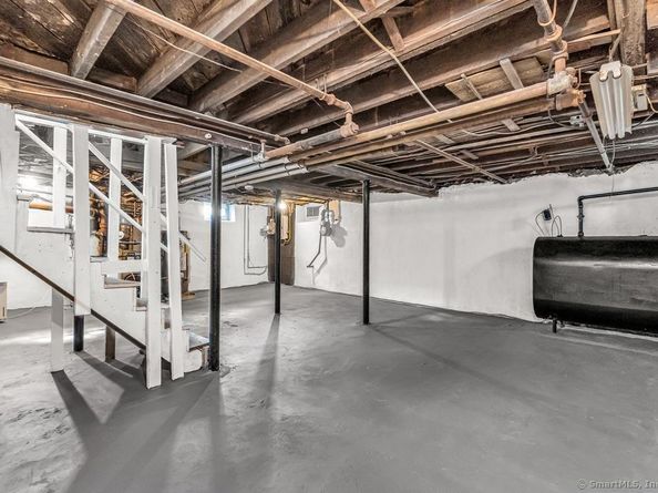 123 Harlem Avenue, Bridgeport CT 06606