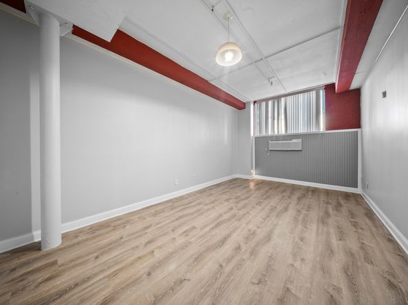 390 Charles Street APT 106, Bridgeport CT 06606