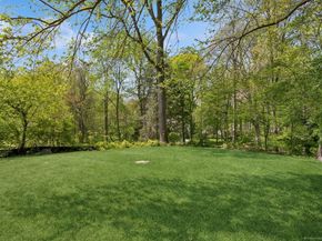 128 West Avenue, Darien CT 06820