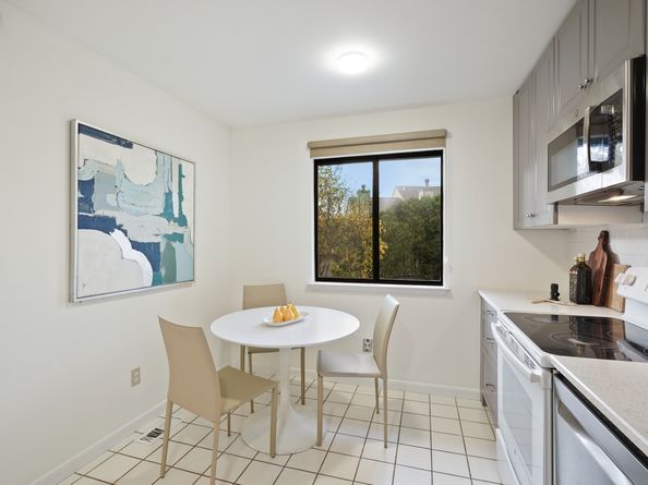 2435 Bedford Street 12B, Stamford CT 06905