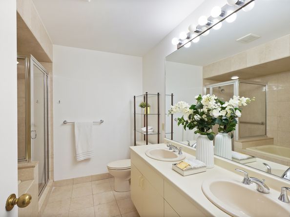 2435 Bedford Street 12B, Stamford CT 06905