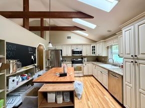 51 Ole Musket Lane, Danbury CT 06810