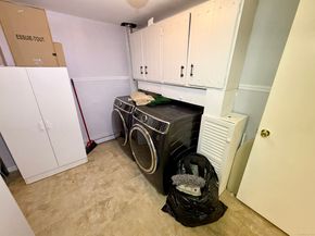 51 Ole Musket Lane, Danbury CT 06810