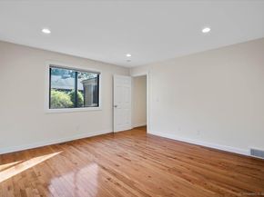 543 North Trail B, Stratford CT 06614