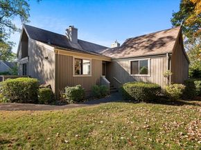 543 North Trail B, Stratford CT 06614