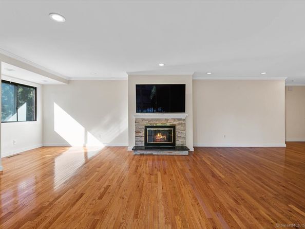 543 North Trail B, Stratford CT 06614