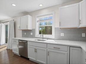 118 Berwick Avenue 118, Fairfield CT 06825
