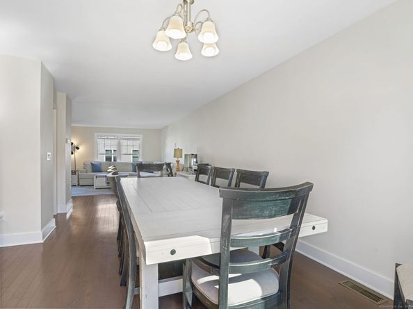 118 Berwick Avenue 118, Fairfield CT 06825