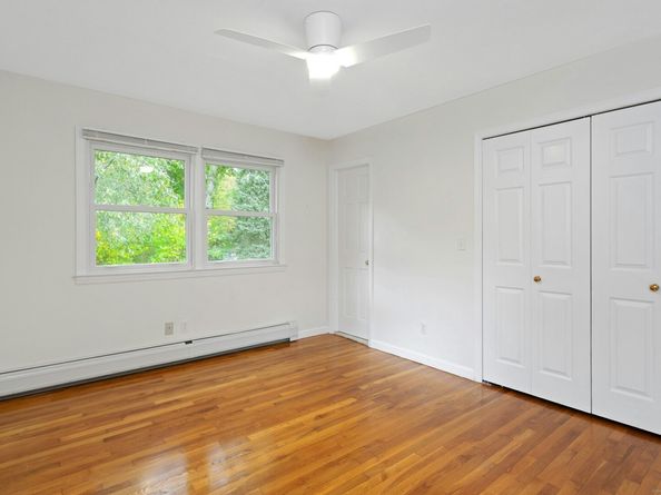 17 Oriole Drive, Norwalk CT 06851