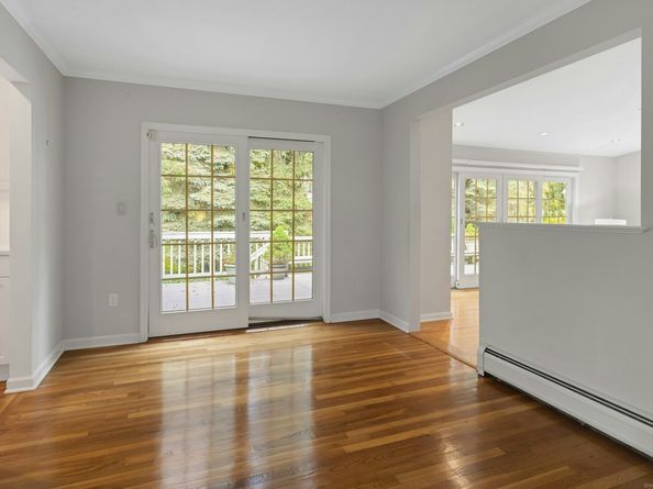 17 Oriole Drive, Norwalk CT 06851