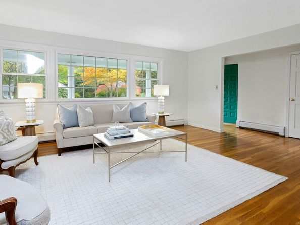 17 Oriole Drive, Norwalk CT 06851