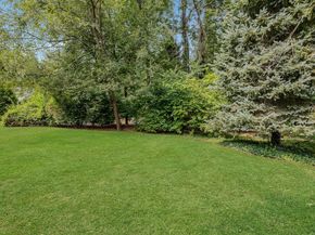 17 Oriole Drive, Norwalk CT 06851