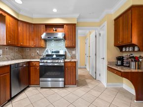 14 E Gate Road, Danbury CT 06810