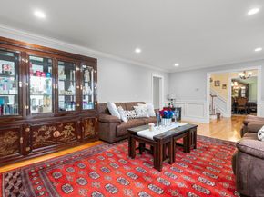14 E Gate Road, Danbury CT 06810