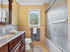 14 E Gate Road, Danbury CT 06810