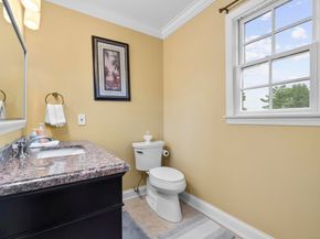 14 E Gate Road, Danbury CT 06810