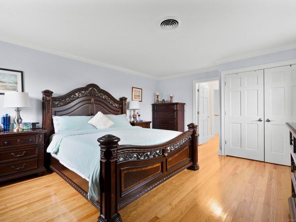 14 E Gate Road, Danbury CT 06810