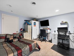 14 E Gate Road, Danbury CT 06810